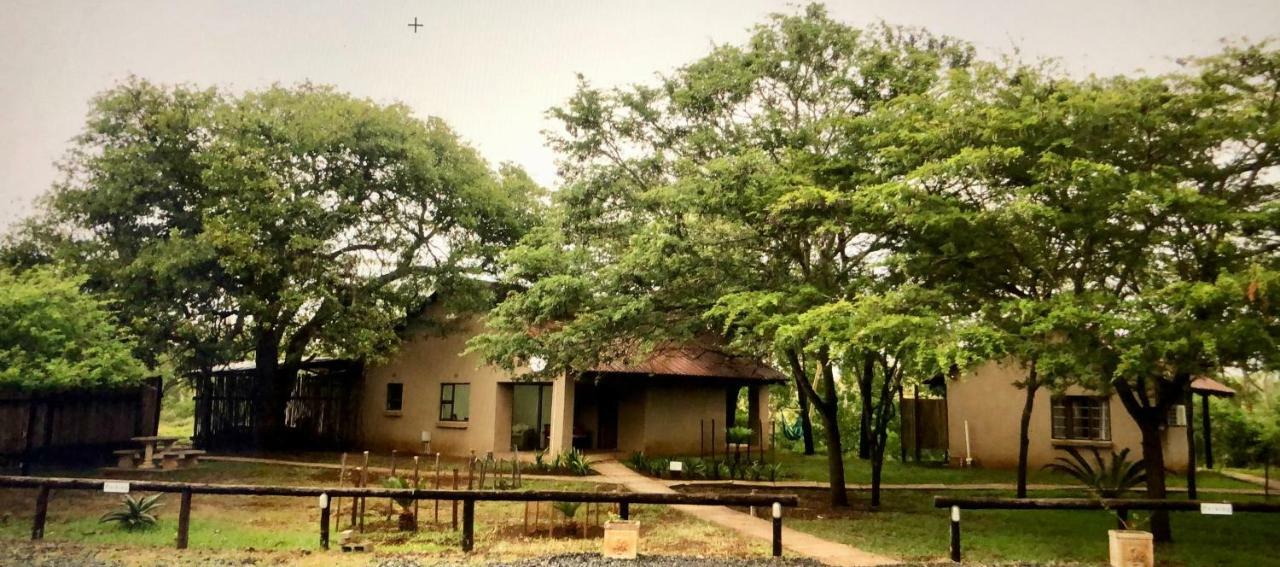 Msunduze River Lodge Mkuze Bagian luar foto